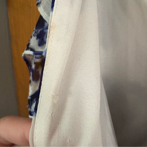 Express White Blue Floral Flutter Sleeve Maxi Dress Formal Beachy Boho Tiered - Picture 13 of 15